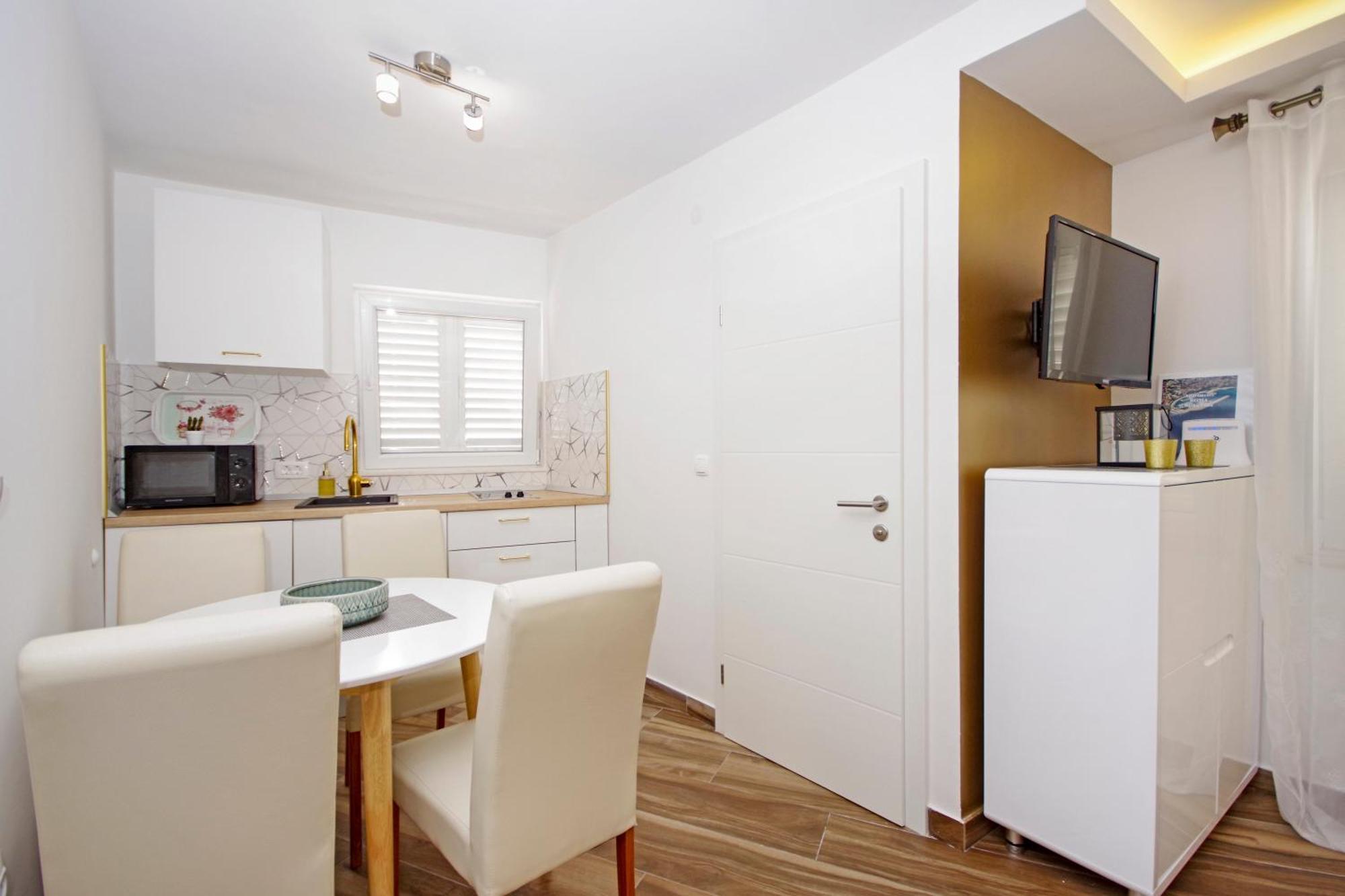 Apartments Roma Baška Voda Kültér fotó