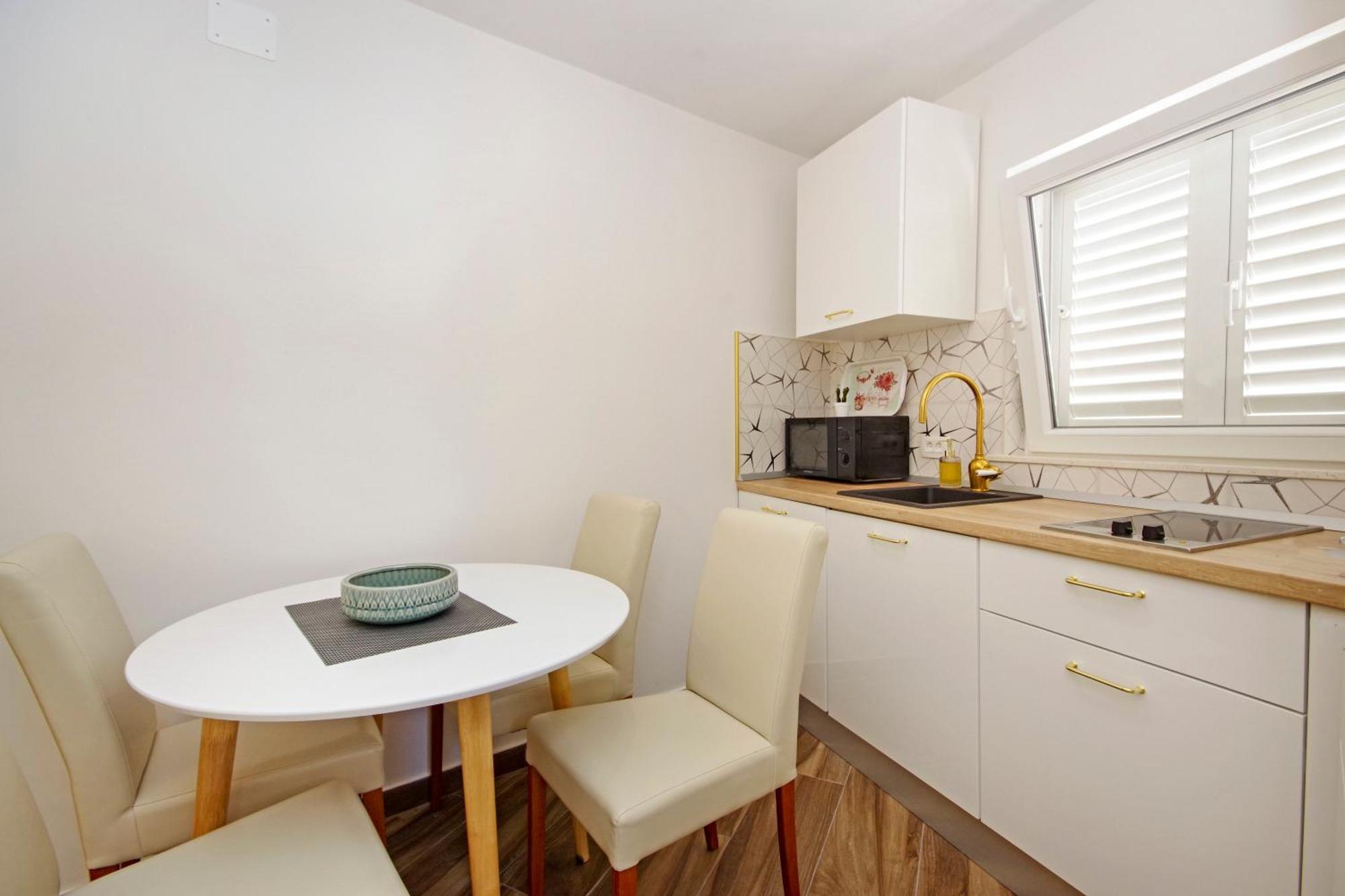 Apartments Roma Baška Voda Kültér fotó