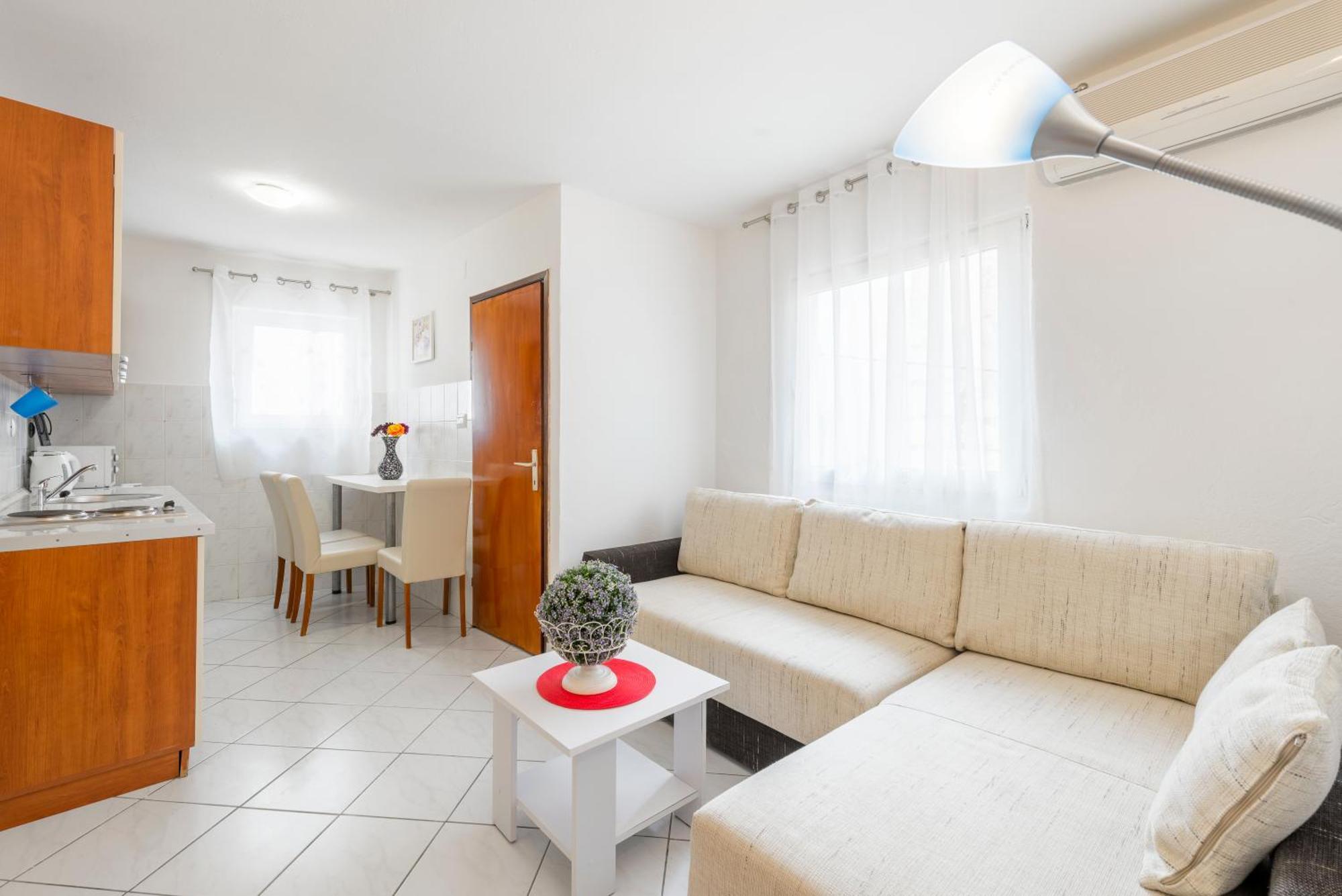 Apartments Roma Baška Voda Kültér fotó