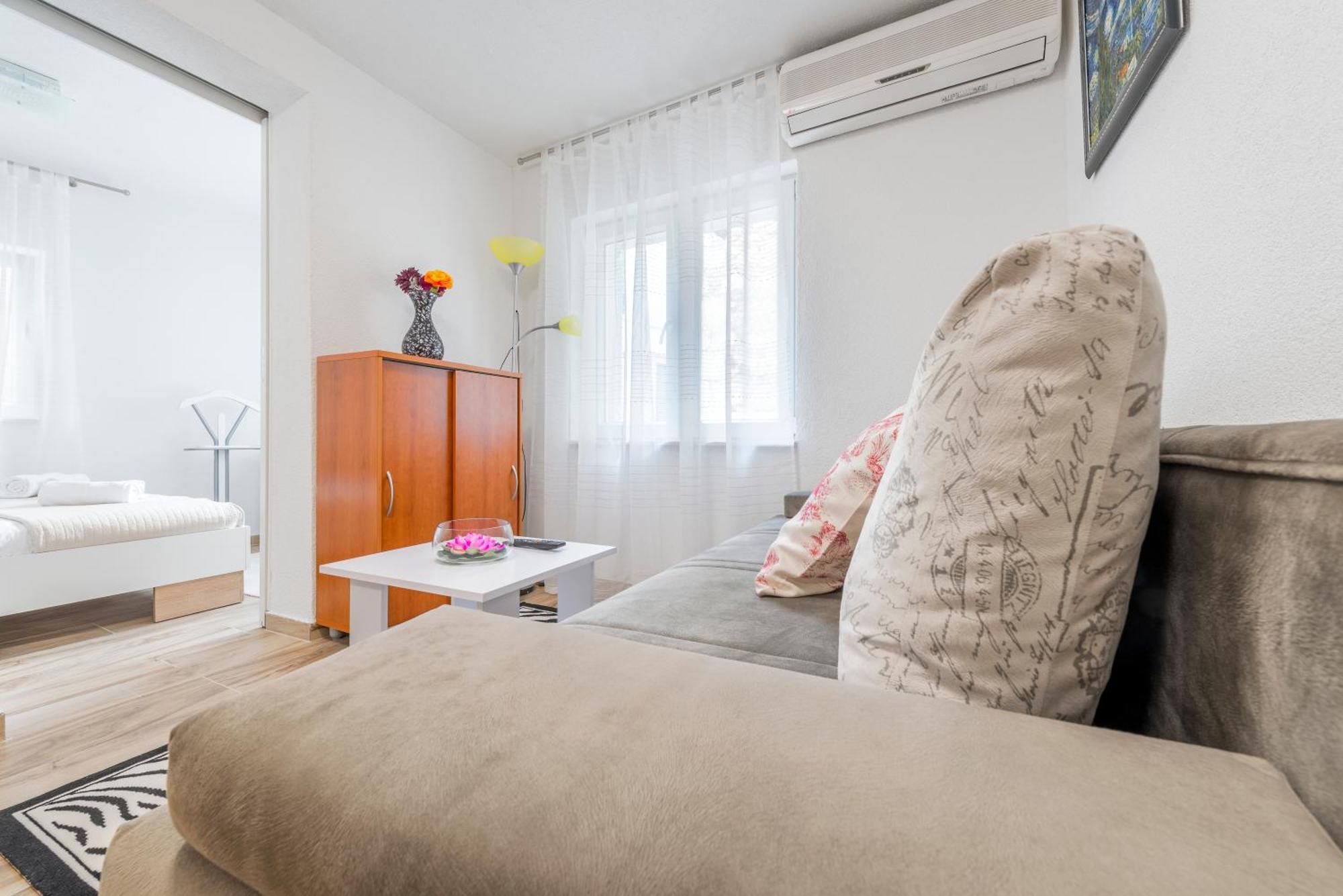 Apartments Roma Baška Voda Kültér fotó