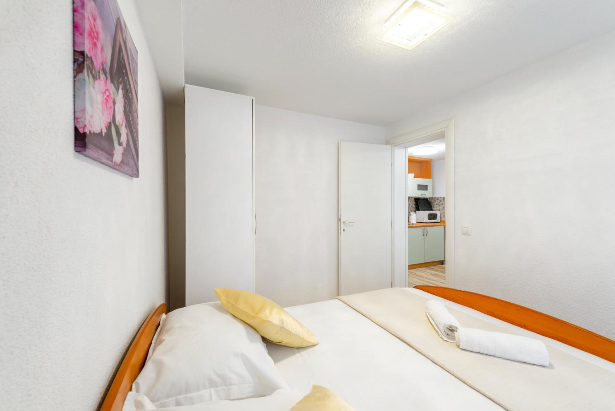 Apartments Roma Baška Voda Kültér fotó